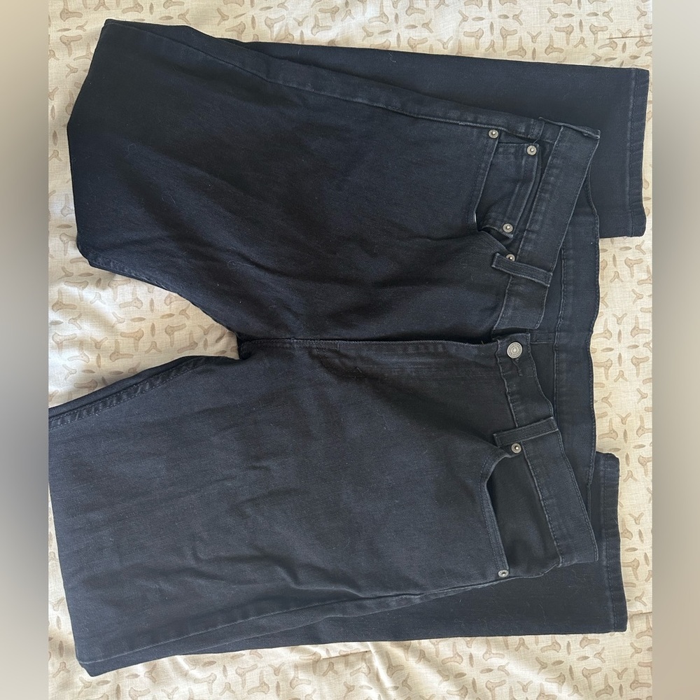 Levis Jeans - Picture 2 of 5